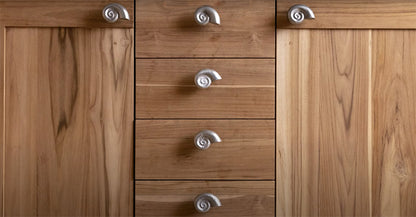 Fish drawer & door handle